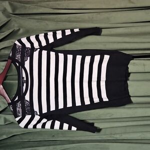 Black and White Striped Women's Sweater